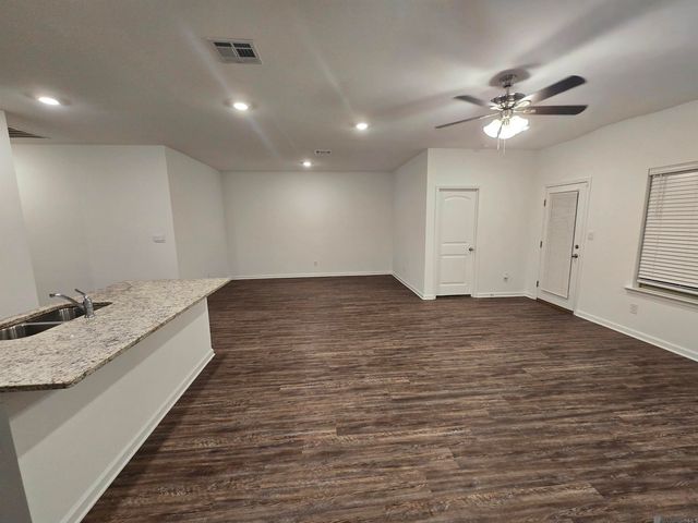 740 Lambot Ave, Zachary, LA 70791