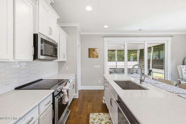 1021 Summer Wind Drive, Wilmington, NC 28411