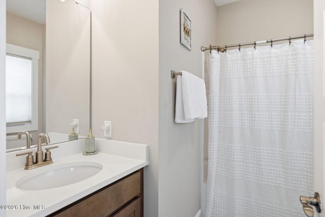 1021 Summer Wind Drive, Wilmington, NC 28411