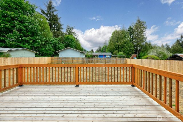 280 E Wood Lane, Shelton, WA 98584