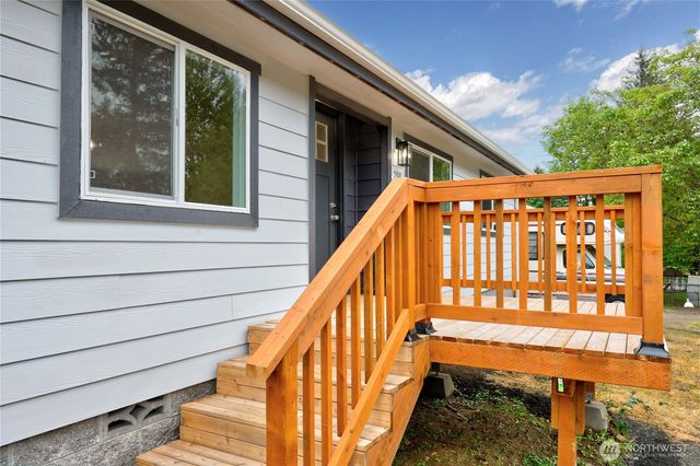 280 E Wood Lane, Shelton, WA 98584
