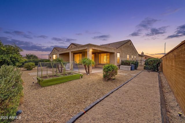 27413 W TONOPAH Drive, Buckeye, AZ 85396