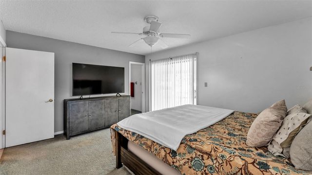 5717 LAKE GROVE DRIVE, Lakeland, FL 33809