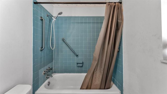 5717 LAKE GROVE DRIVE, Lakeland, FL 33809