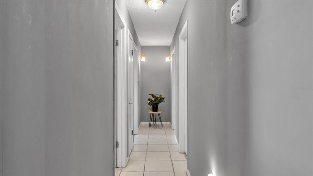 5717 LAKE GROVE DRIVE, Lakeland, FL 33809