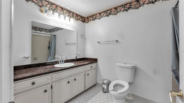 5717 LAKE GROVE DRIVE, Lakeland, FL 33809