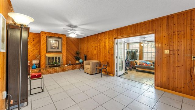 5717 LAKE GROVE DRIVE, Lakeland, FL 33809