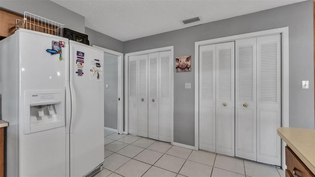 5717 LAKE GROVE DRIVE, Lakeland, FL 33809