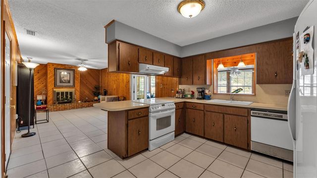 5717 LAKE GROVE DRIVE, Lakeland, FL 33809