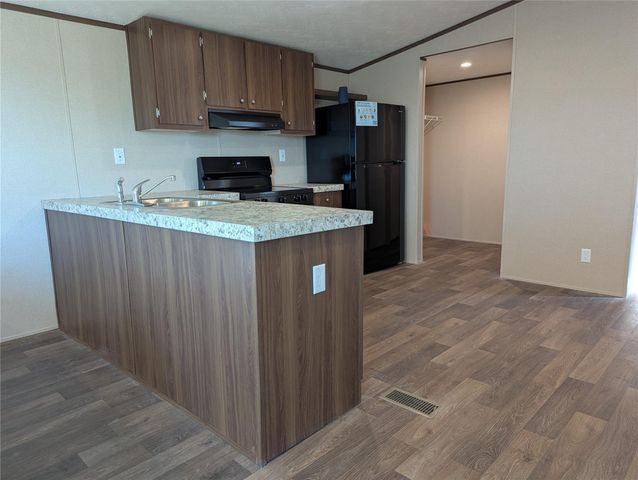 1432 County Road 382, Rosharon, TX 77583