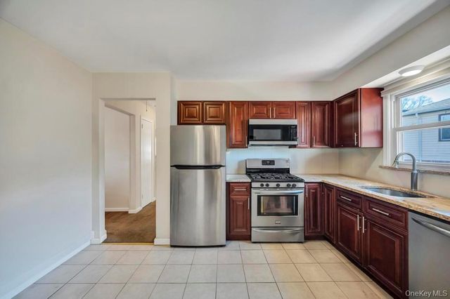644 Broadway Road, Bethpage, NY 11714