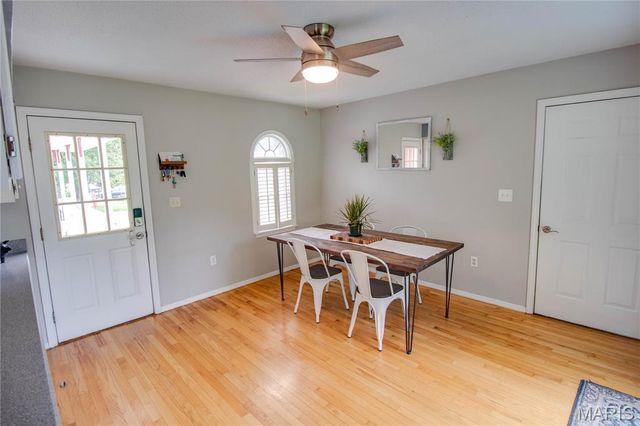 24 Islander Drive, Brighton, IL 62012
