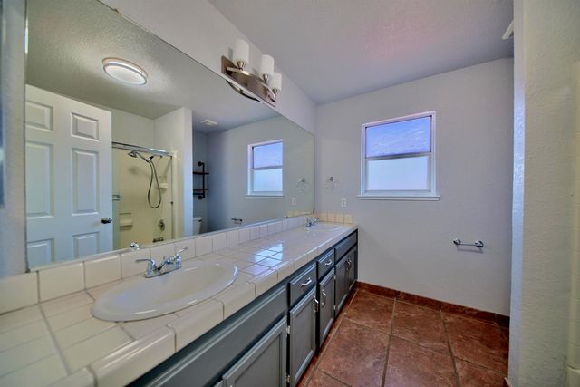 5201 Bora Ct, Salida, CA 95368