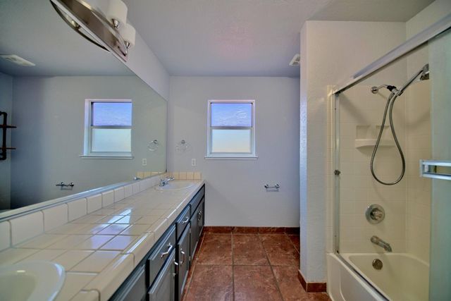 5201 Bora Ct, Salida, CA 95368