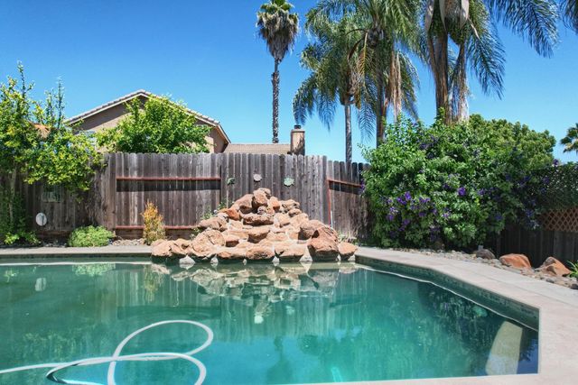5201 Bora Ct, Salida, CA 95368