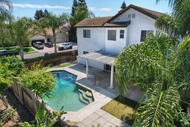 5201 Bora Ct, Salida, CA 95368