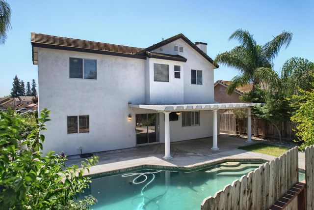 5201 Bora Ct, Salida, CA 95368