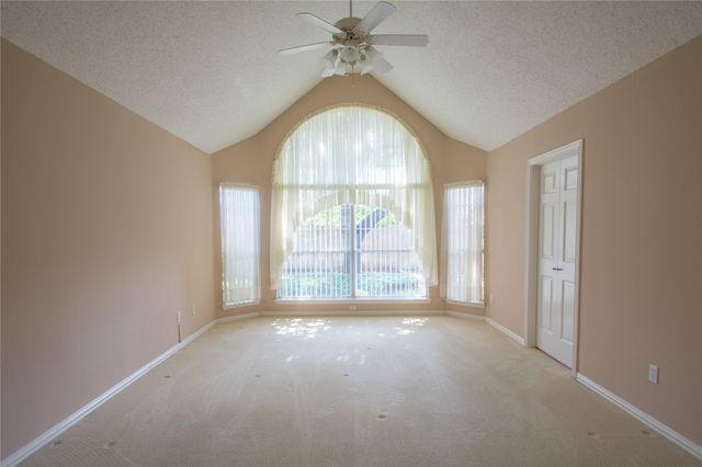 5809 Coldsworth Court, Arlington, TX 76018