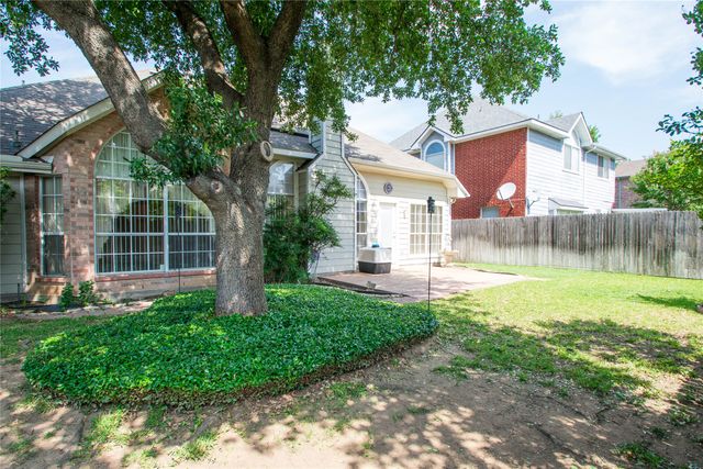 5809 Coldsworth Court, Arlington, TX 76018