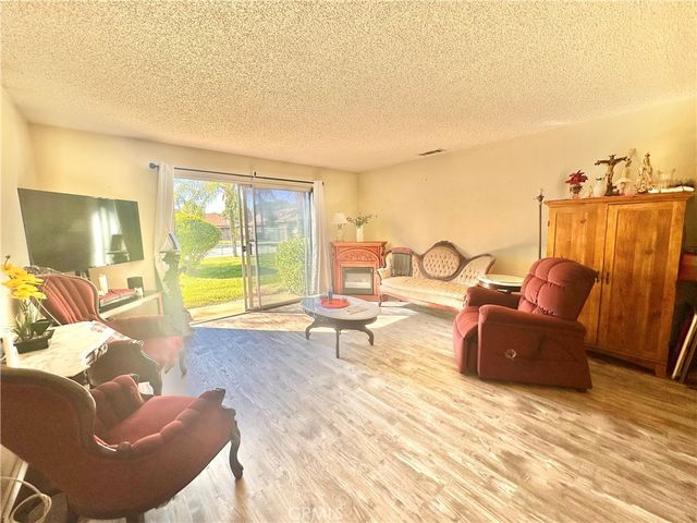 1354 Bushy Tail, San Jacinto, CA 92583