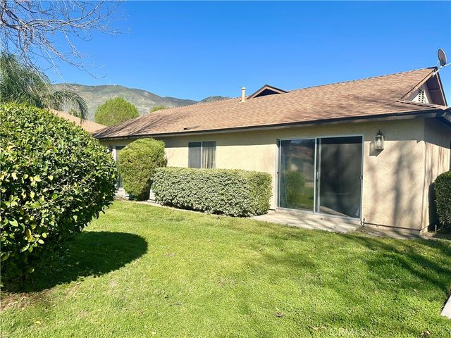 1354 Bushy Tail, San Jacinto, CA 92583