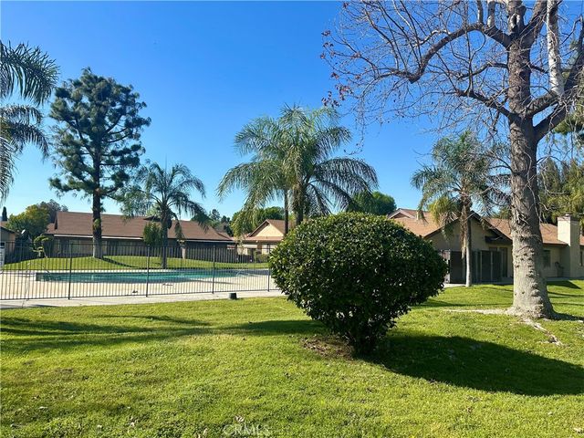 1354 Bushy Tail, San Jacinto, CA 92583