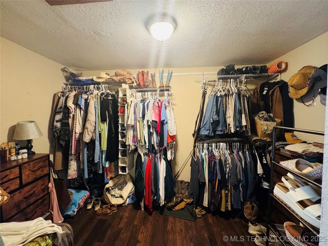 714 10th Avenue NW, Ardmore, OK 73401