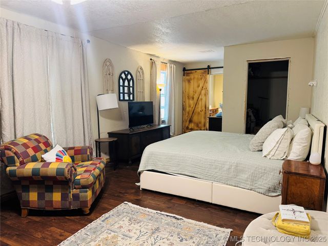 714 10th Avenue NW, Ardmore, OK 73401