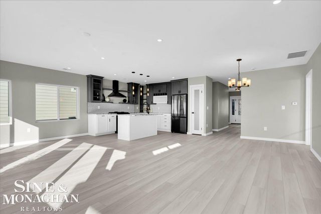 47050 Land Street, Chesterfield Twp, MI 48047