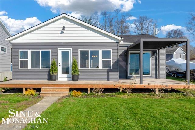47050 Land Street, Chesterfield Twp, MI 48047