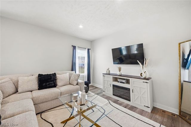 8082 Cora Court, North Ridgeville, OH 44039