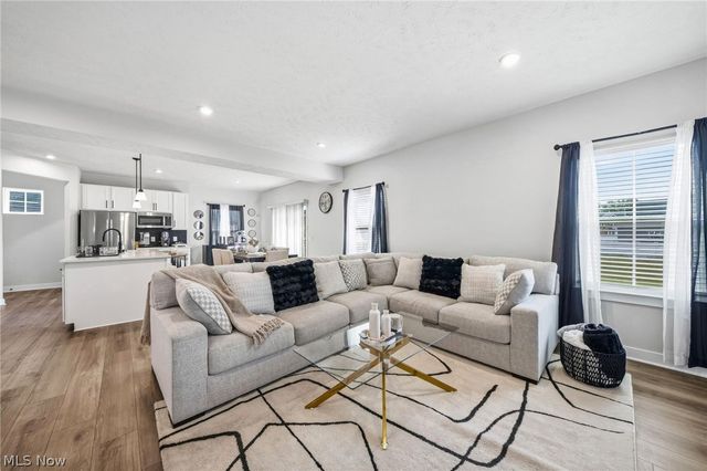 8082 Cora Court, North Ridgeville, OH 44039