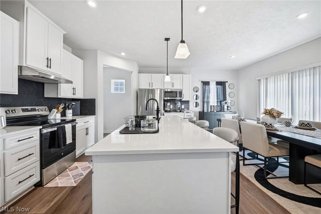 8082 Cora Court, North Ridgeville, OH 44039