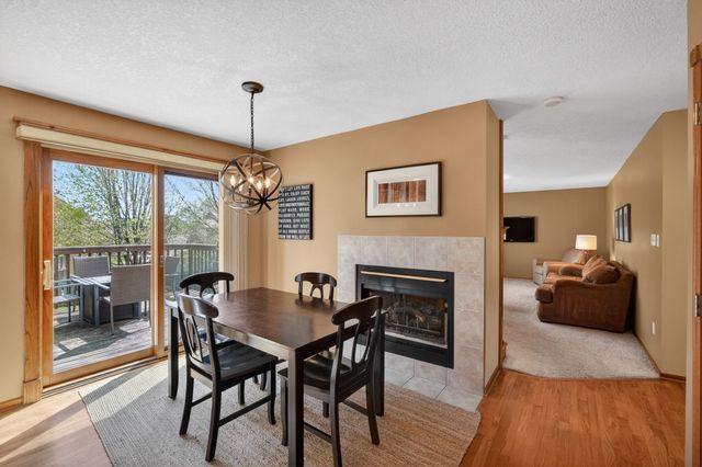 15152 Hawthorn Drive, Clive, IA 50325