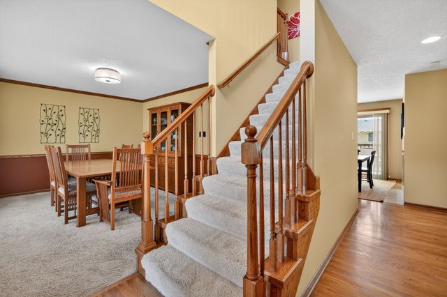 15152 Hawthorn Drive, Clive, IA 50325