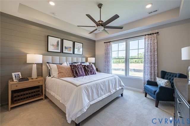 374 Bayberry Ln, Zion Crossroads, VA 22942