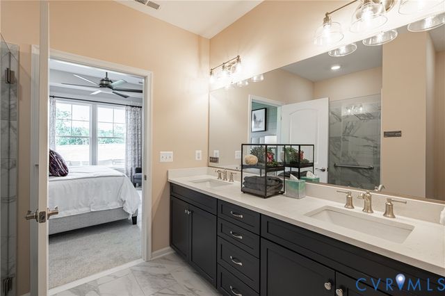 374 Bayberry Ln, Zion Crossroads, VA 22942