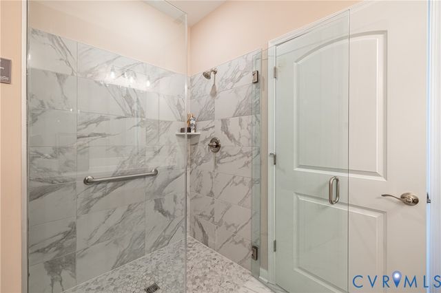 374 Bayberry Ln, Zion Crossroads, VA 22942