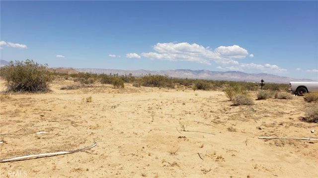 0 Reed, Mojave, CA 93501