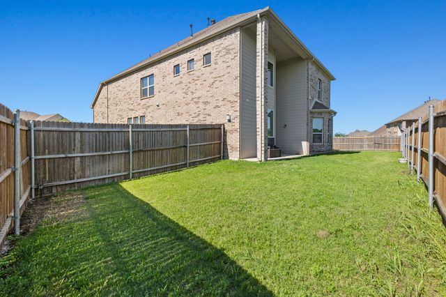 417 Burberry, Grand Prairie, TX 75052