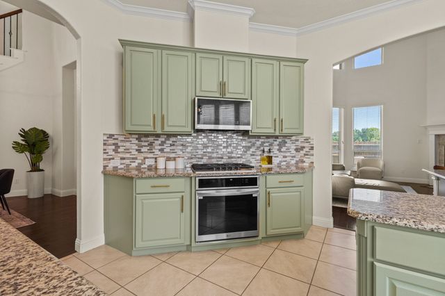 417 Burberry, Grand Prairie, TX 75052