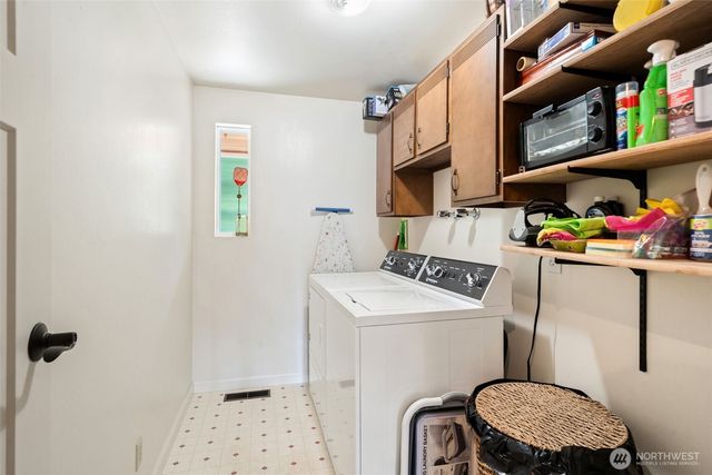 8101 Mcintyre Lane NE, Bremerton, WA 98311