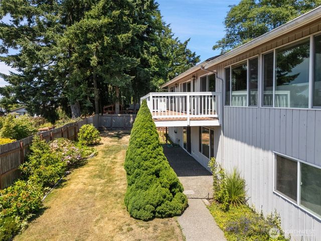 8101 Mcintyre Lane NE, Bremerton, WA 98311