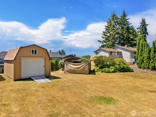 8101 Mcintyre Lane NE, Bremerton, WA 98311