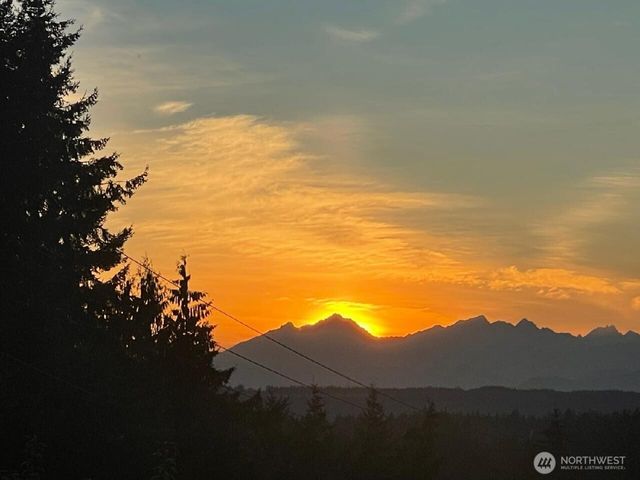 8101 Mcintyre Lane NE, Bremerton, WA 98311