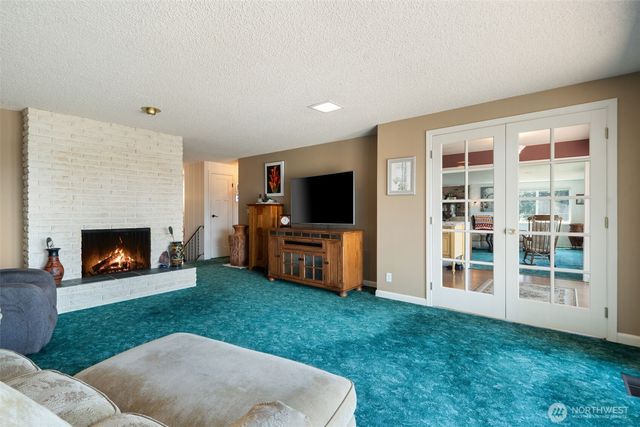 8101 Mcintyre Lane NE, Bremerton, WA 98311