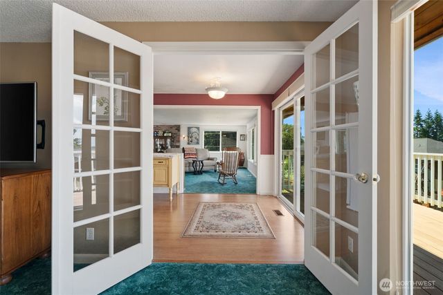 8101 Mcintyre Lane NE, Bremerton, WA 98311