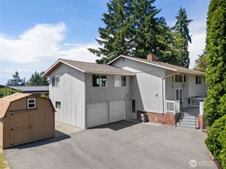 8101 Mcintyre Lane NE, Bremerton, WA 98311