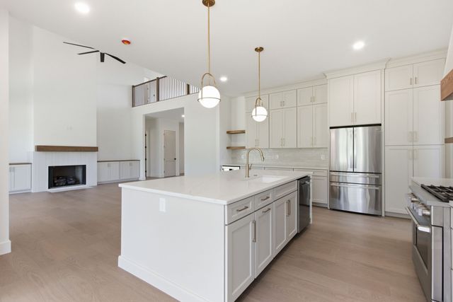 1526 Frye Rd, Columbia, TN 38401