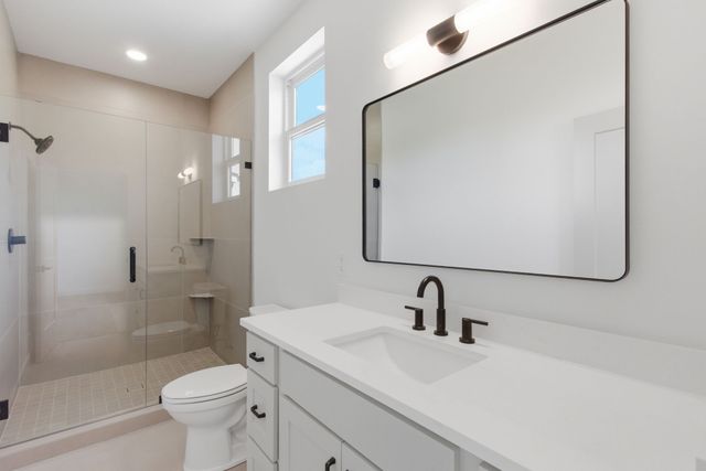 1526 Frye Rd, Columbia, TN 38401